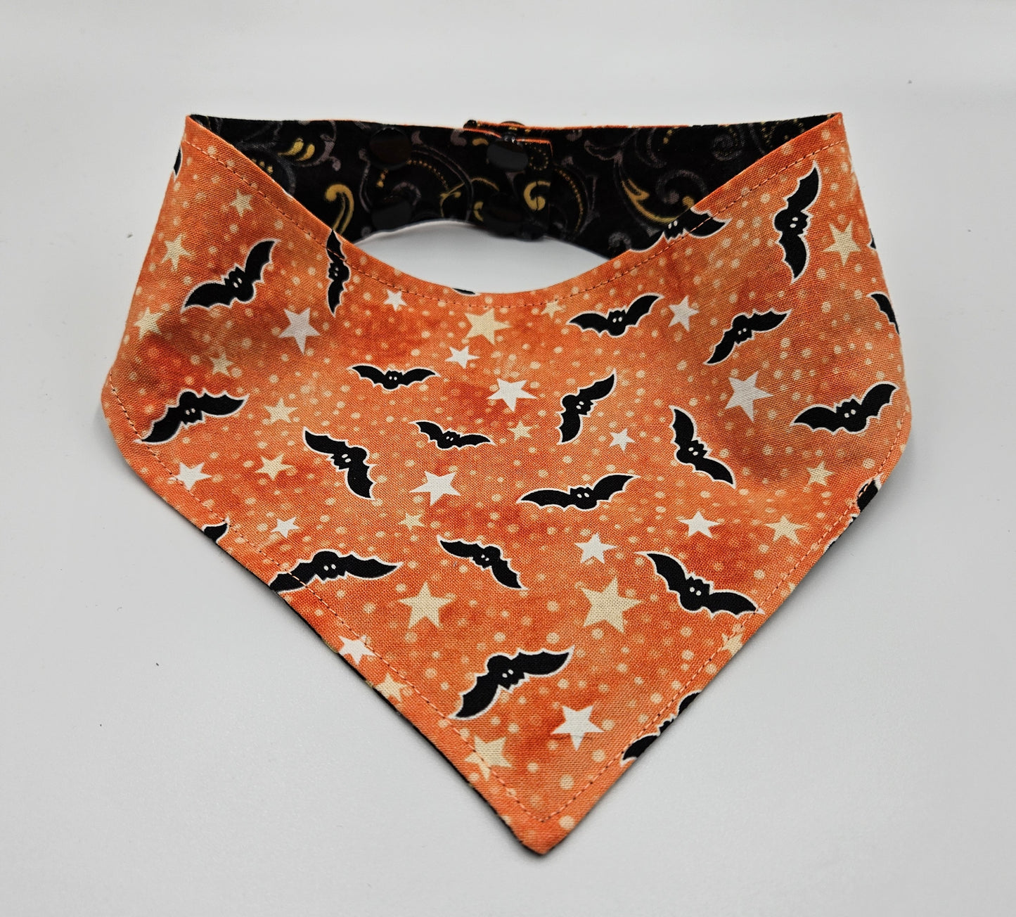 Spooky Swirls & Bats Reversible Snap-On Dog Bandana (Glow-in-the-Dark) – Limited Edition Style