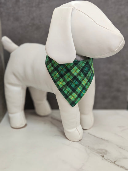 Green Plaid & Shamrocks Snap-On Dog Bandana
