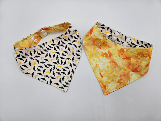 🦇 Bats & Moons Reversible Snap-On Dog Bandana – Limited Edition Style