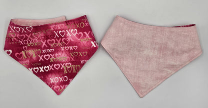 Love Letters (XOXO) – Reversible Snap-On Dog Bandana