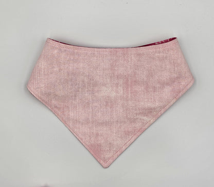 Love Letters (XOXO) – Reversible Snap-On Dog Bandana