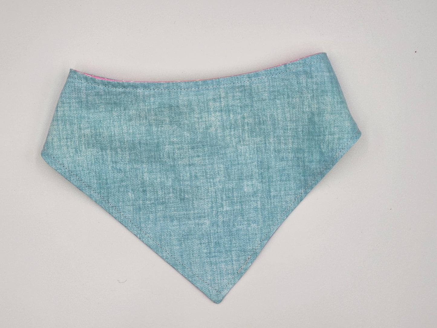 Basket Bound – Reversible Snap-On Dog Bandana