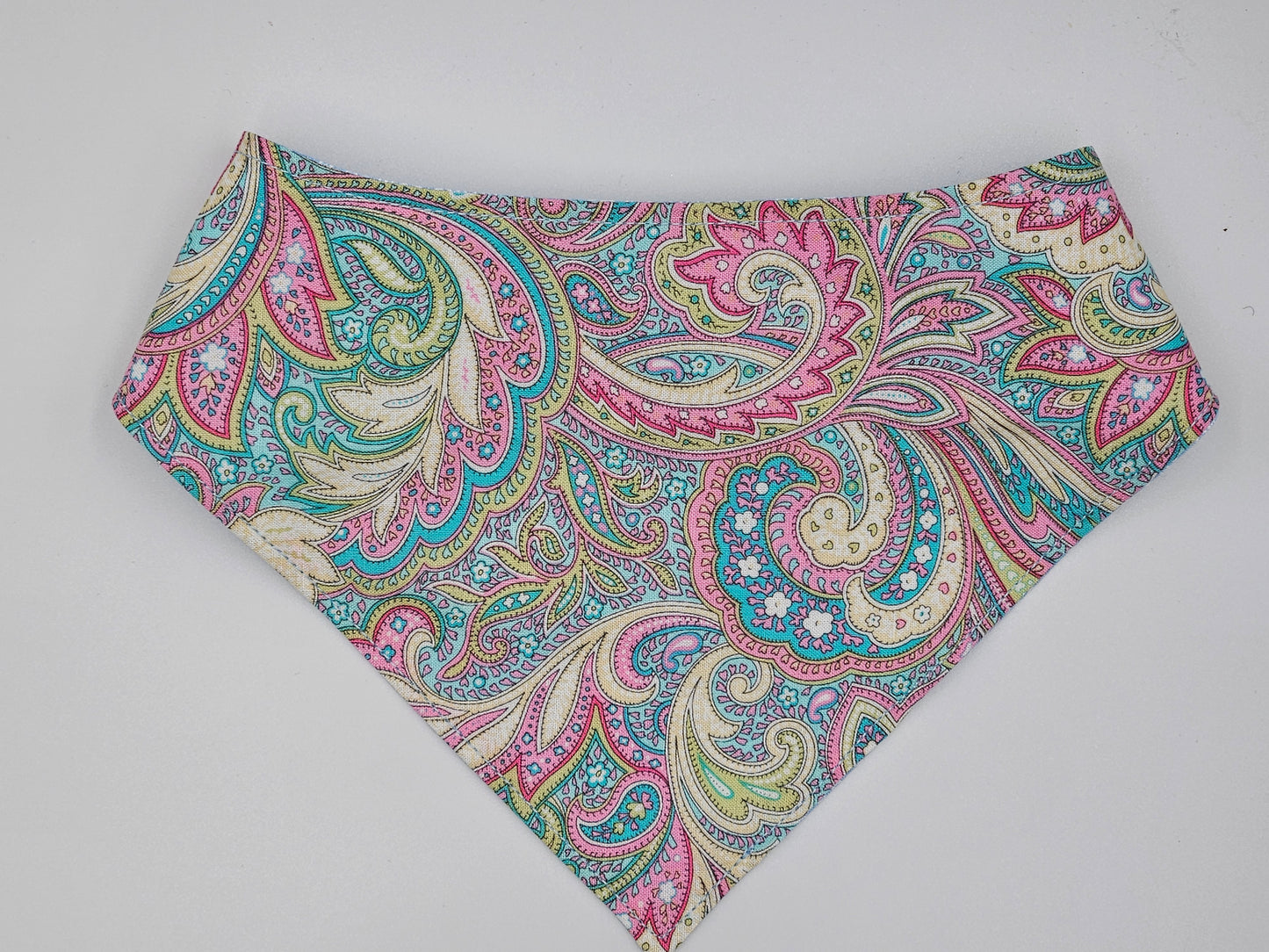 Paisley & Bluebell – Reversible Snap-On Dog Bandana