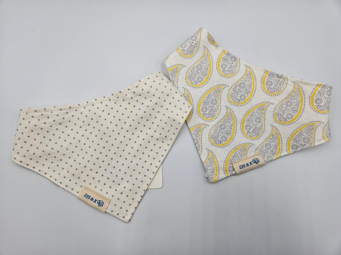 Skybound Feathers – Reversible Snap-On Dog Bandana