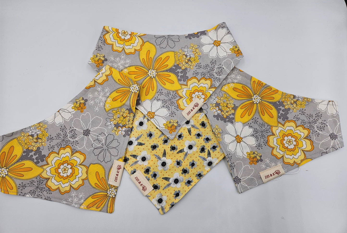 Sunwashed Daisy – Reversible Snap-On Dog Bandana