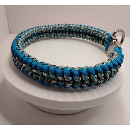 Handwoven Paracord Dog Collar – Sanctified Weave (Fits up to 14")