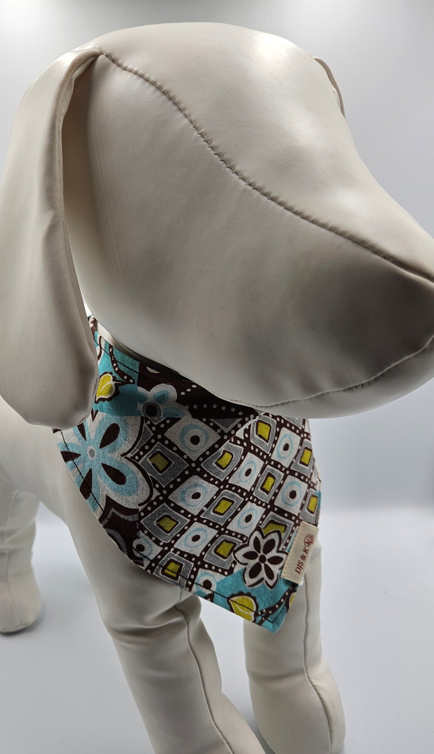 Dusty Trail Floral – Reversible Snap-On Dog Bandana