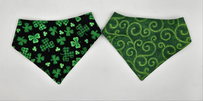 Midnight Clover – Reversible Snap-On Dog Bandana
