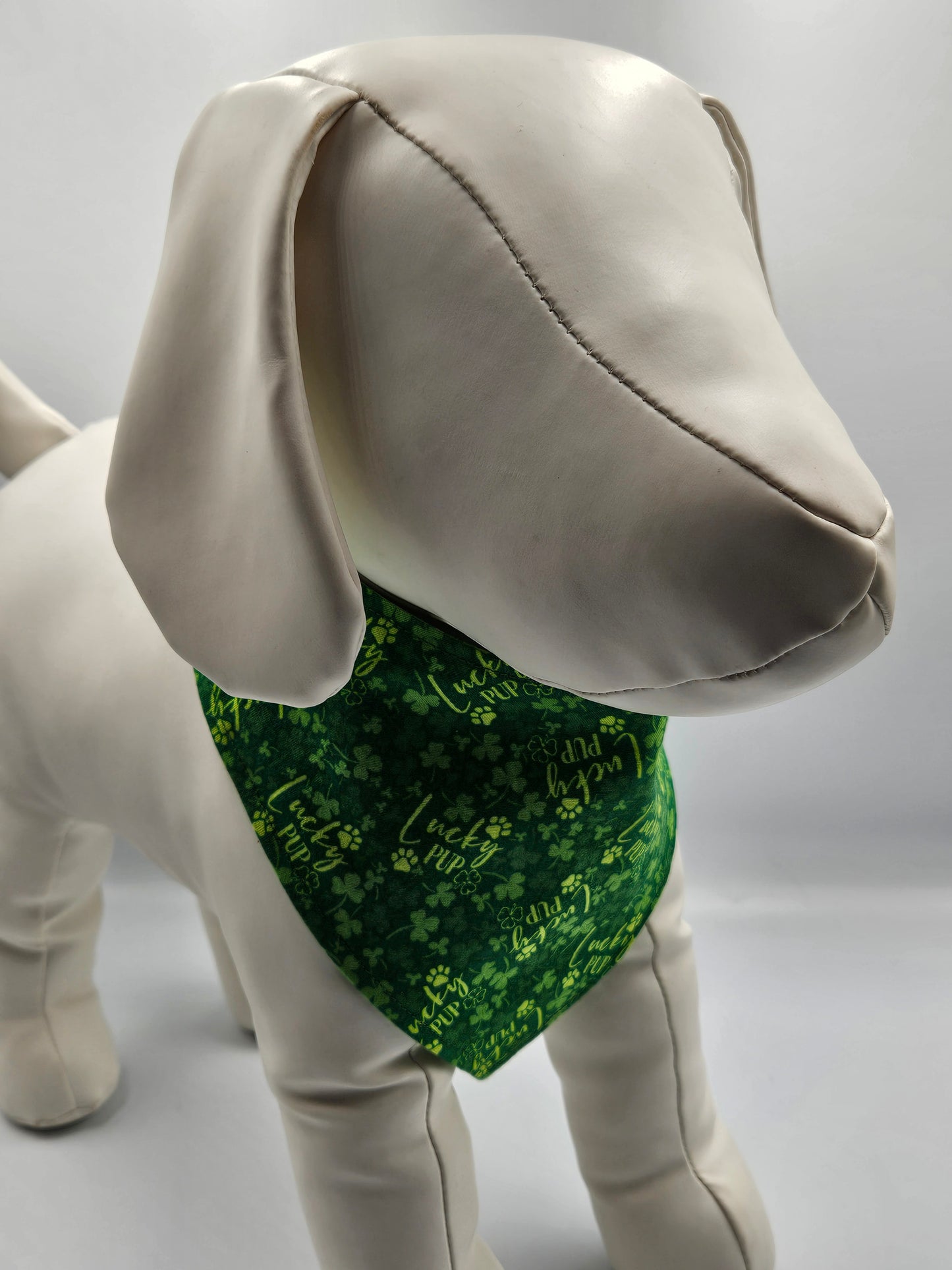 Lucky Pup – Reversible Snap-On Dog Bandana