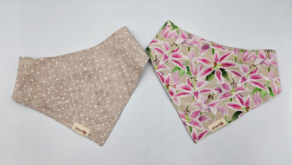 Derby Lilies – Reversible Snap-On Dog Bandana
