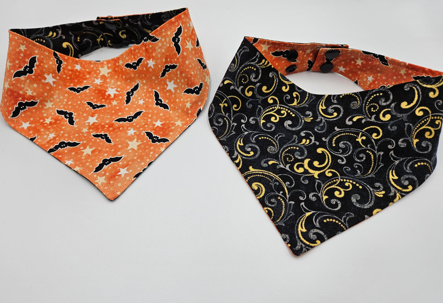 Spooky Swirls & Bats Reversible Snap-On Dog Bandana (Glow-in-the-Dark) – Limited Edition Style