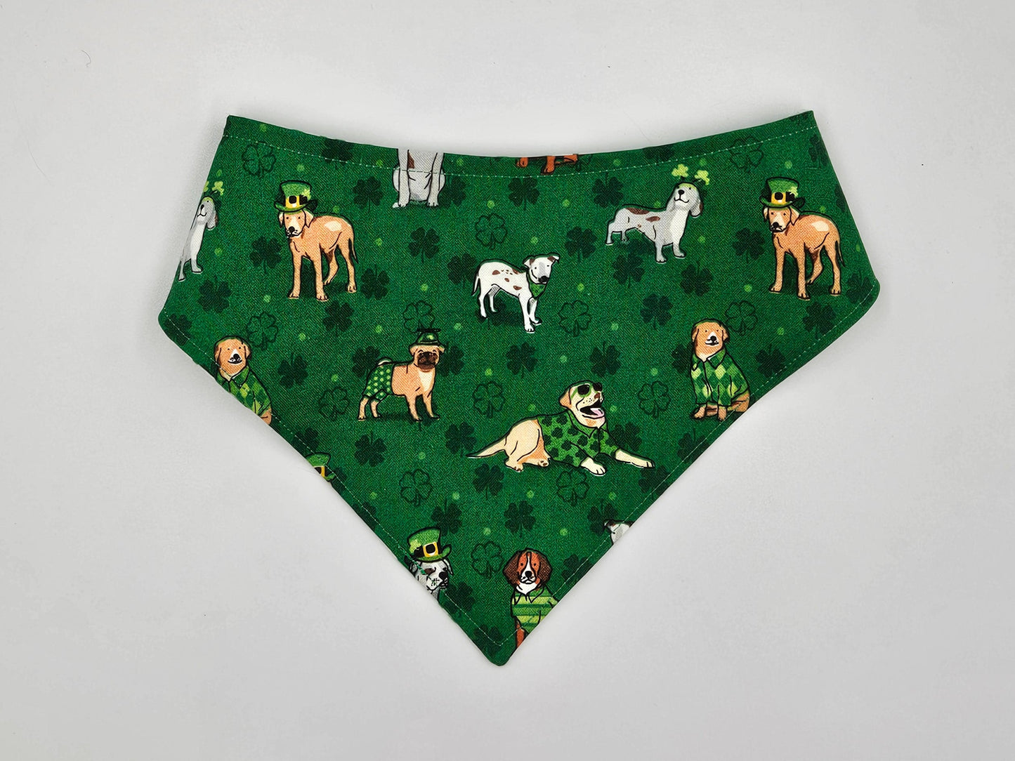 Shamrock Pups – Reversible Snap-On Dog Bandana